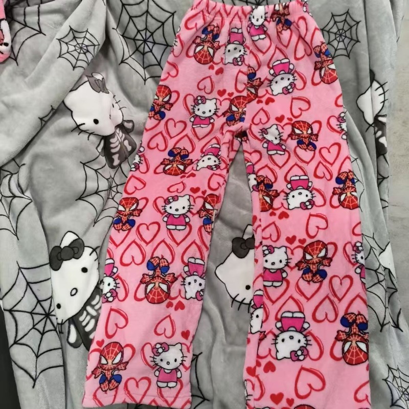 Hot Hello Kitty Flannel Pajama – Winter Clothing In Japan Bewertung und Preis